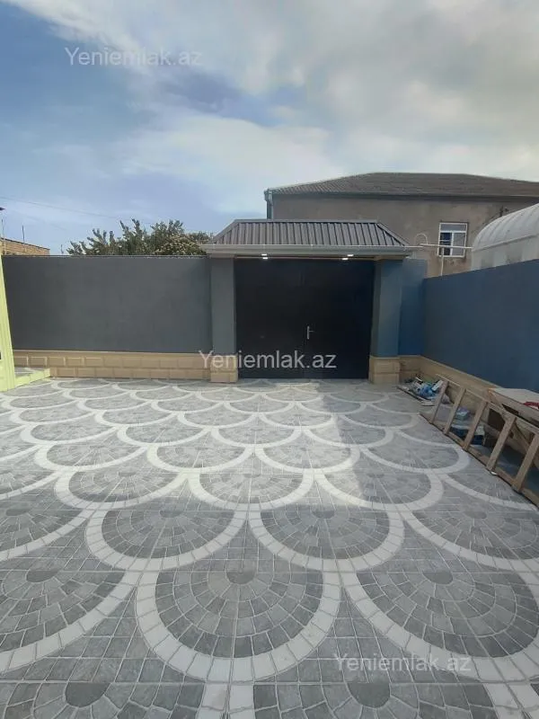 Satılır 4 otaqlı həyət evi 130 m²