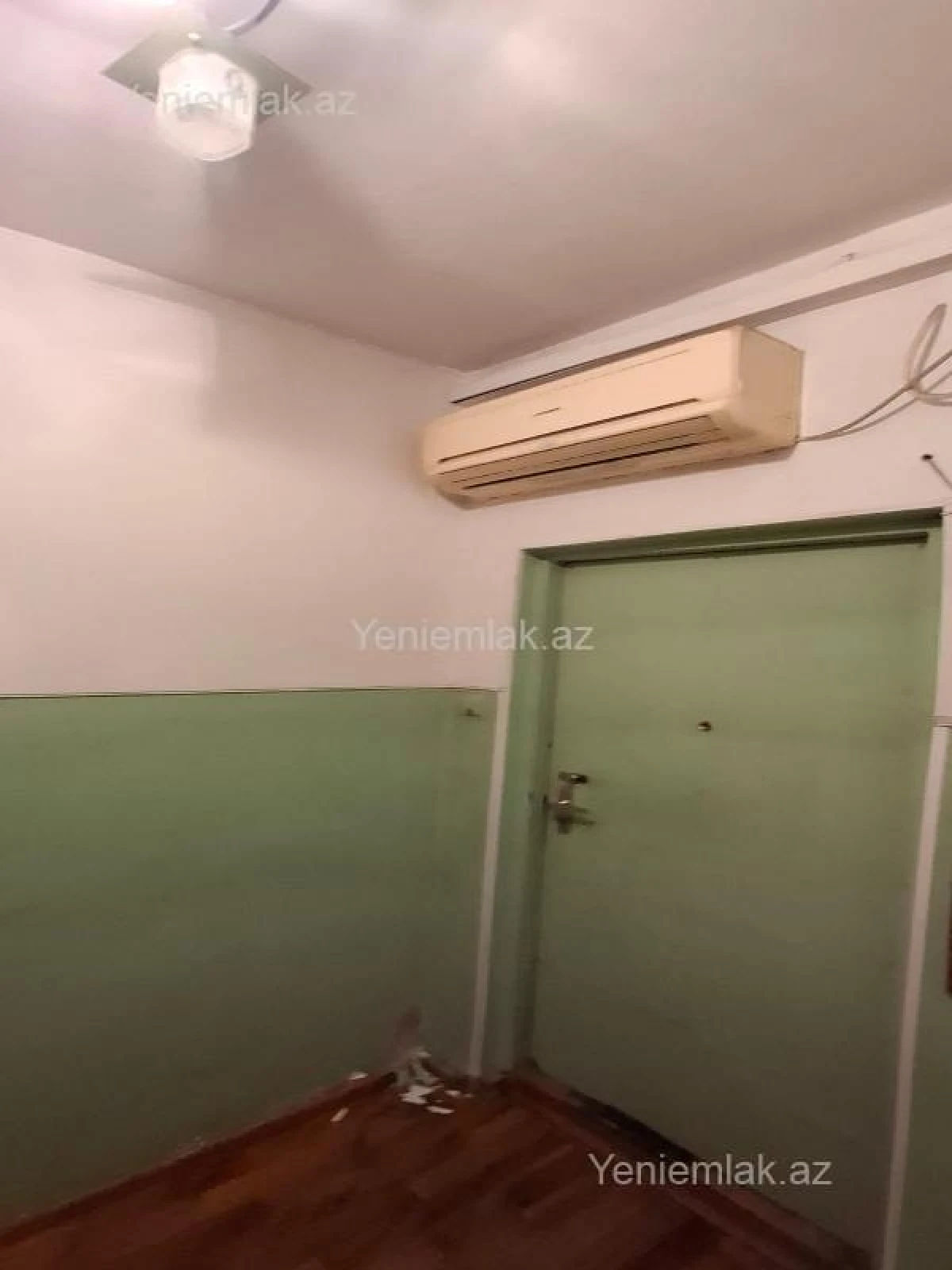 Satılır 2 otaqlı köhnə tikili 58 m²