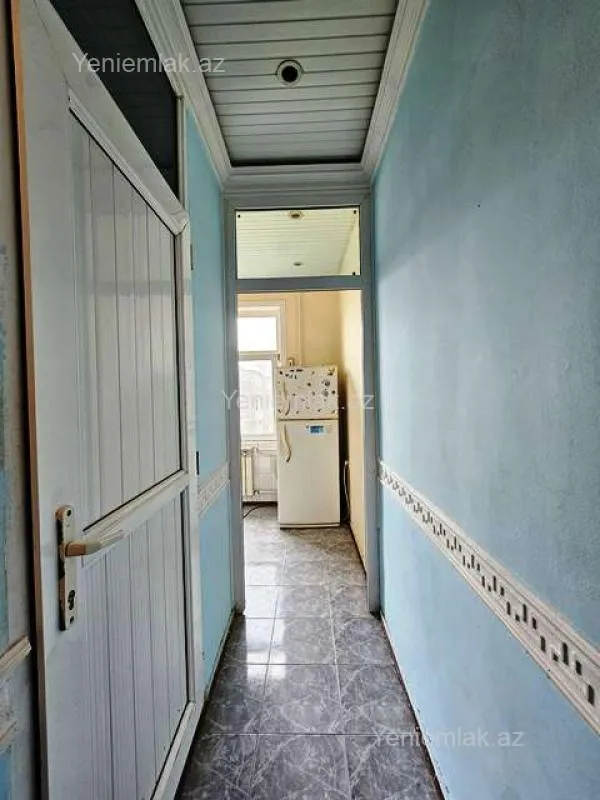 Satılır 3 otaqlı köhnə tikili 70 m²