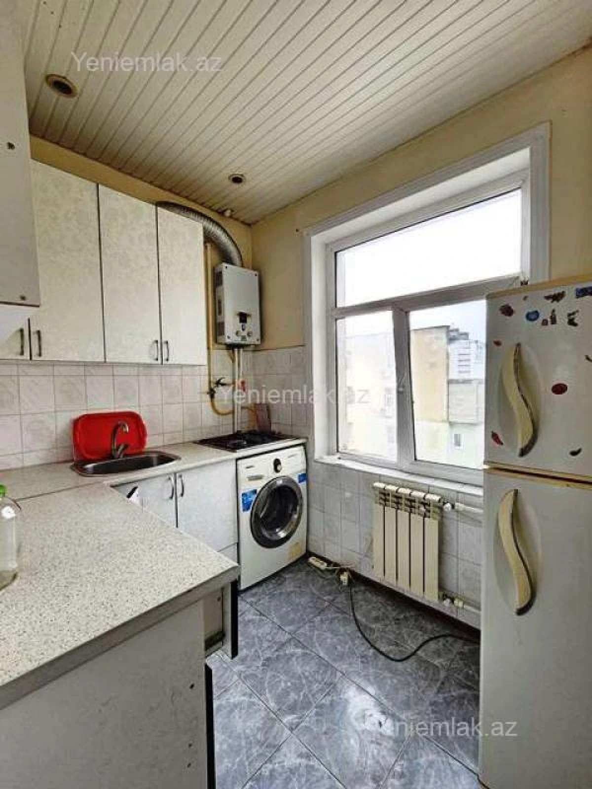 Satılır 3 otaqlı köhnə tikili 70 m²