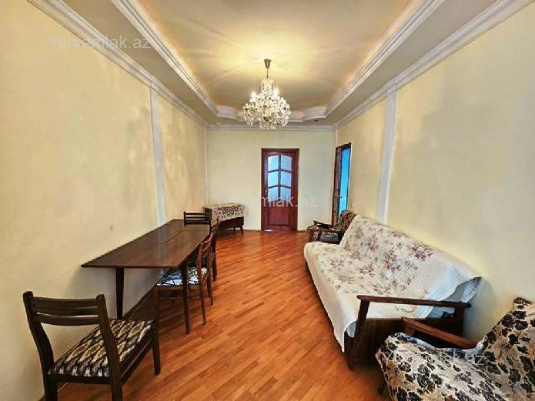 Satılır 3 otaqlı köhnə tikili 70 m²