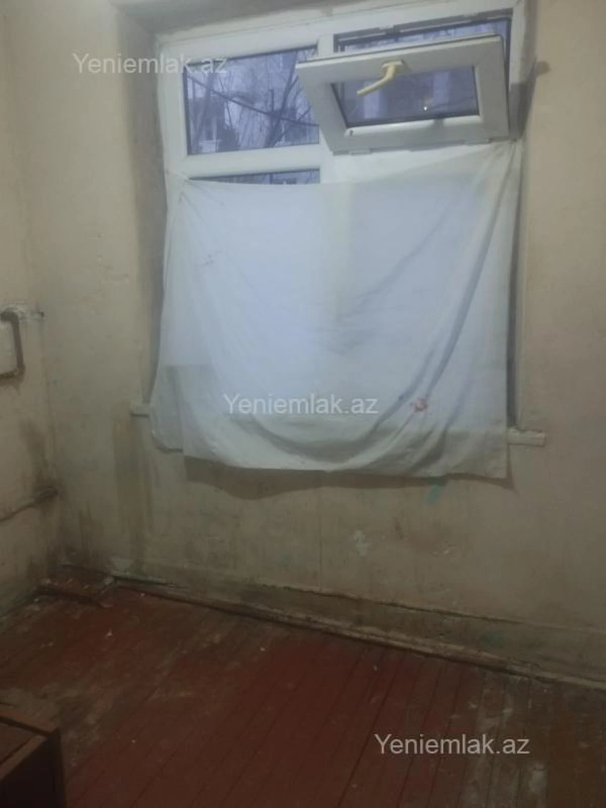 Satılır 2 otaqlı köhnə tikili 50 m²