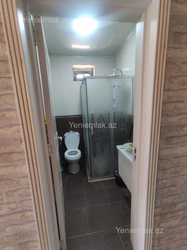 Satılır 4 otaqlı həyət evi 170 m²