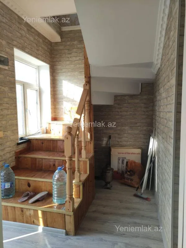 Satılır 4 otaqlı həyət evi 170 m²