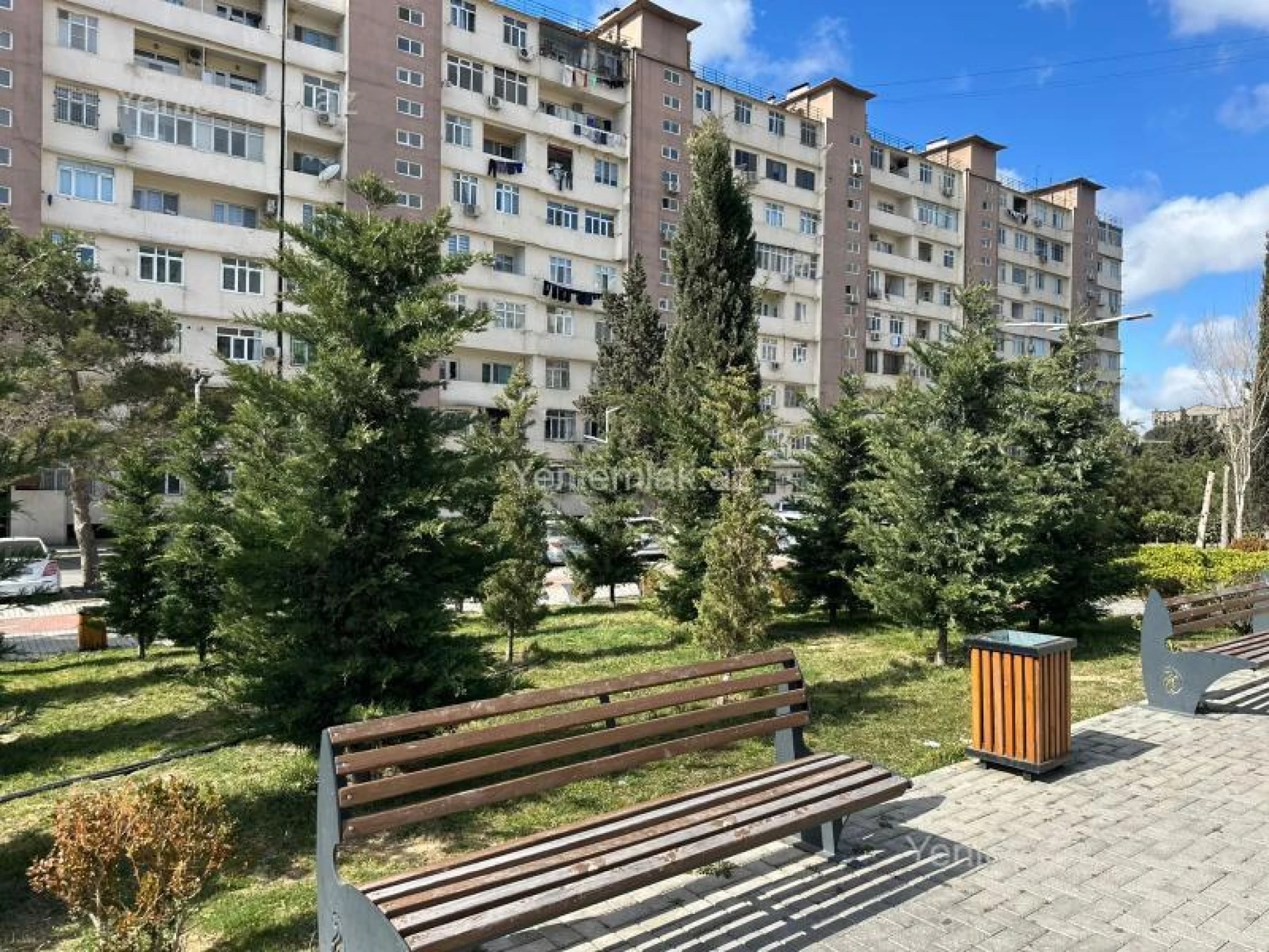 Satılır 3 otaqlı köhnə tikili 90 m²