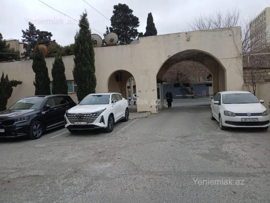 Satılır 3 otaqlı yeni tikili 105 m²