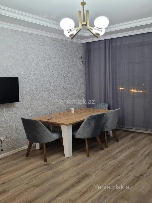 Satılır 2 otaqlı yeni tikili 71 m²