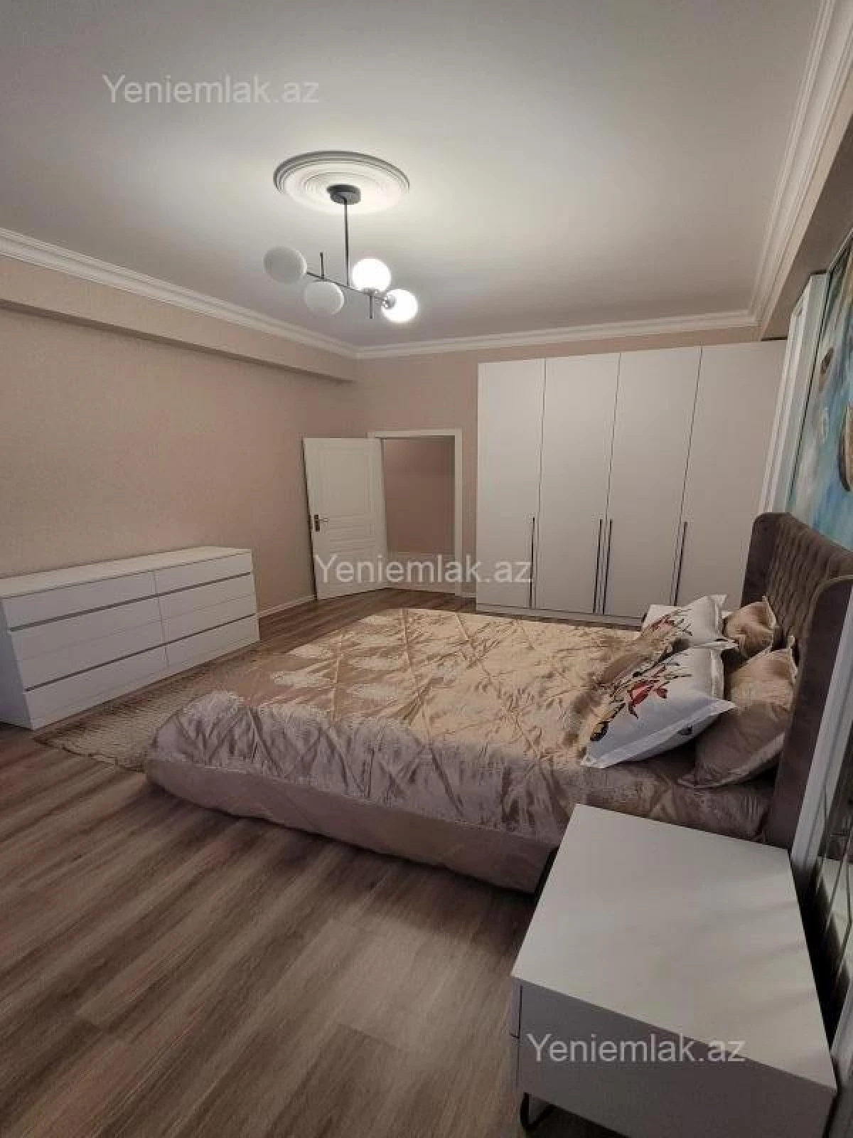 Satılır 2 otaqlı yeni tikili 71 m²