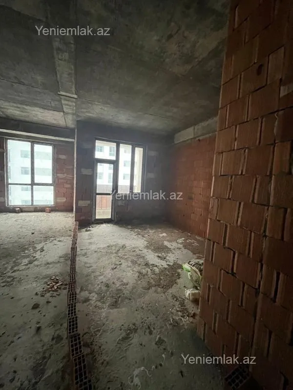 Satılır 2 otaqlı yeni tikili 91 m²