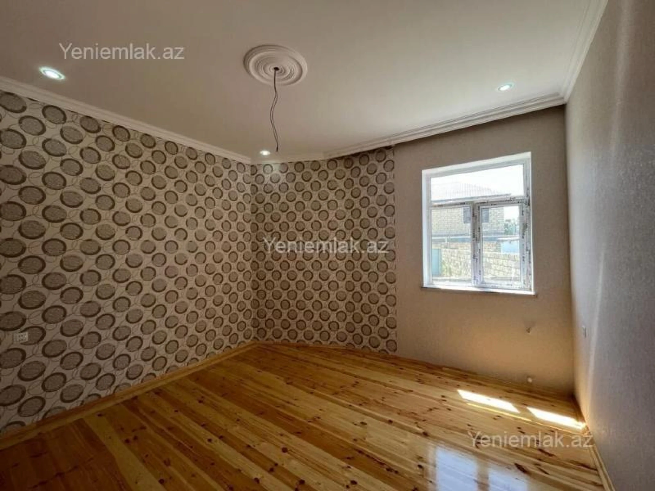 Satılır 2 otaqlı yeni tikili 50 m²