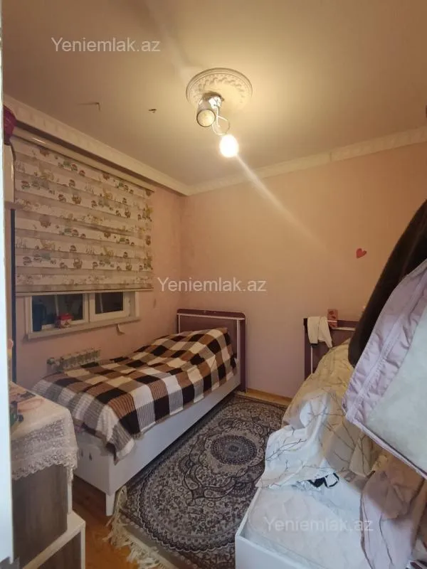 Satılır 3 otaqlı həyət evi 100 m²