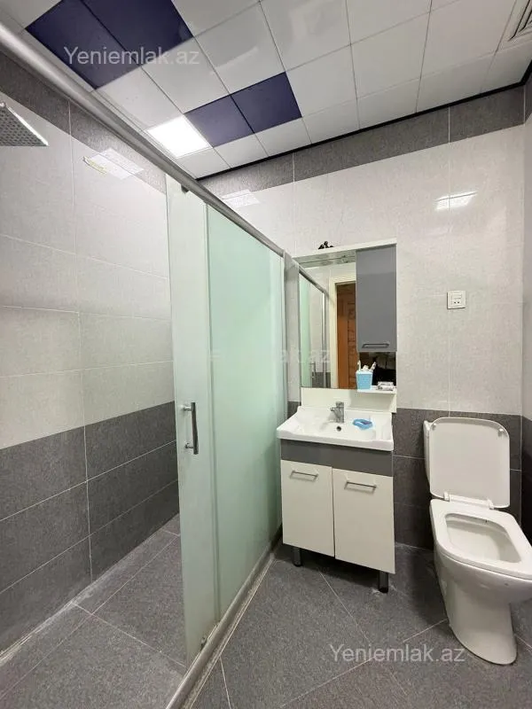 Satılır 1 otaqlı yeni tikili 60 m²