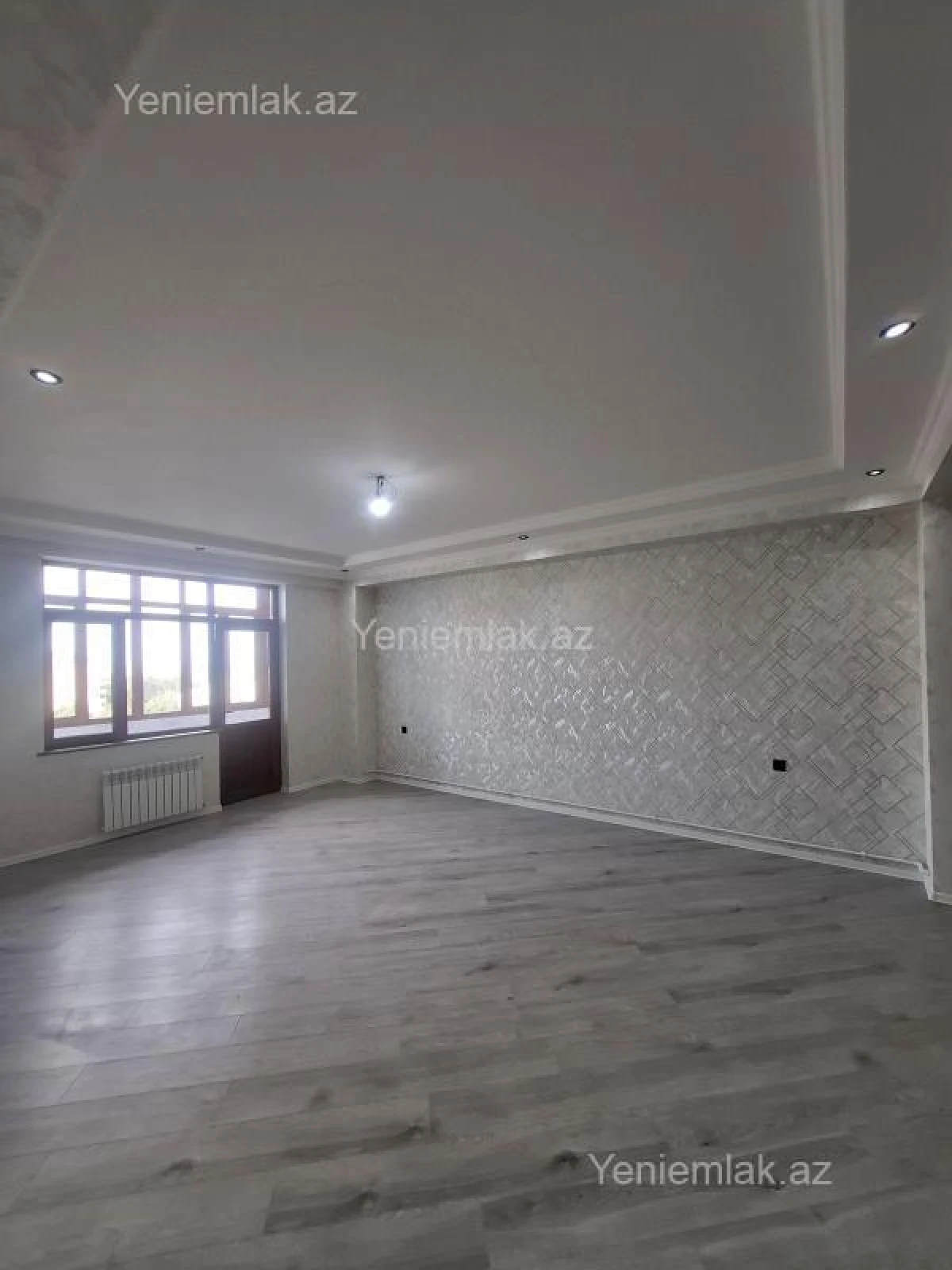 Satılır 3 otaqlı yeni tikili 128 m²