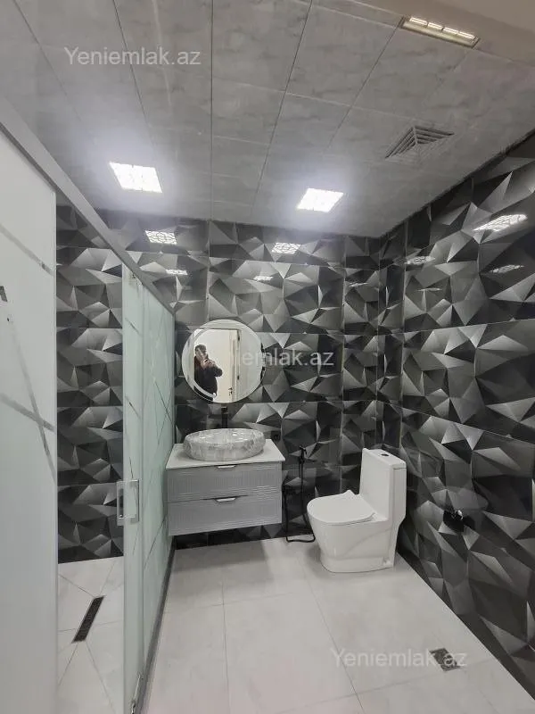 Satılır 3 otaqlı yeni tikili 128 m²