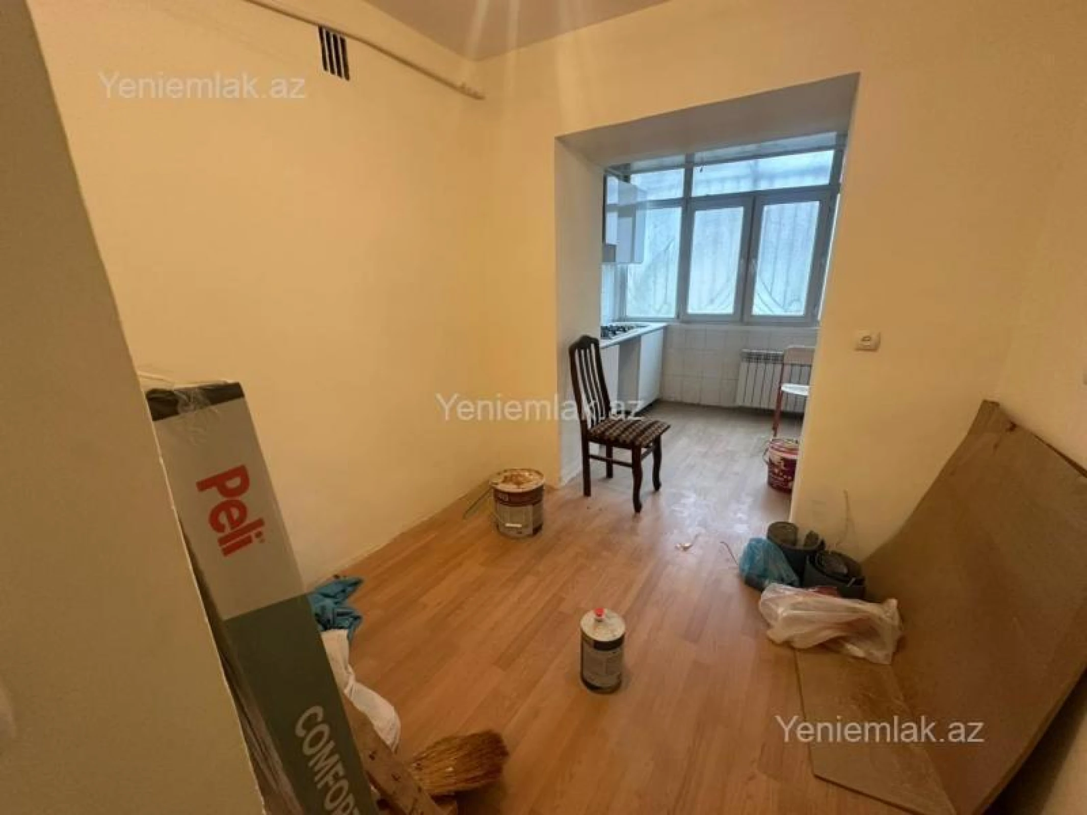 Satılır 2 otaqlı köhnə tikili 65 m²
