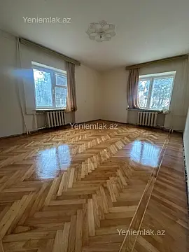 Satılır 2 otaqlı köhnə tikili 65 m² — Bakı, Nizami 2 otaq 65.00 m²