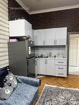 Satılır 4 otaqlı köhnə tikili 100 m² — Bakı, Nəsimi 4 otaq 100.00 m²