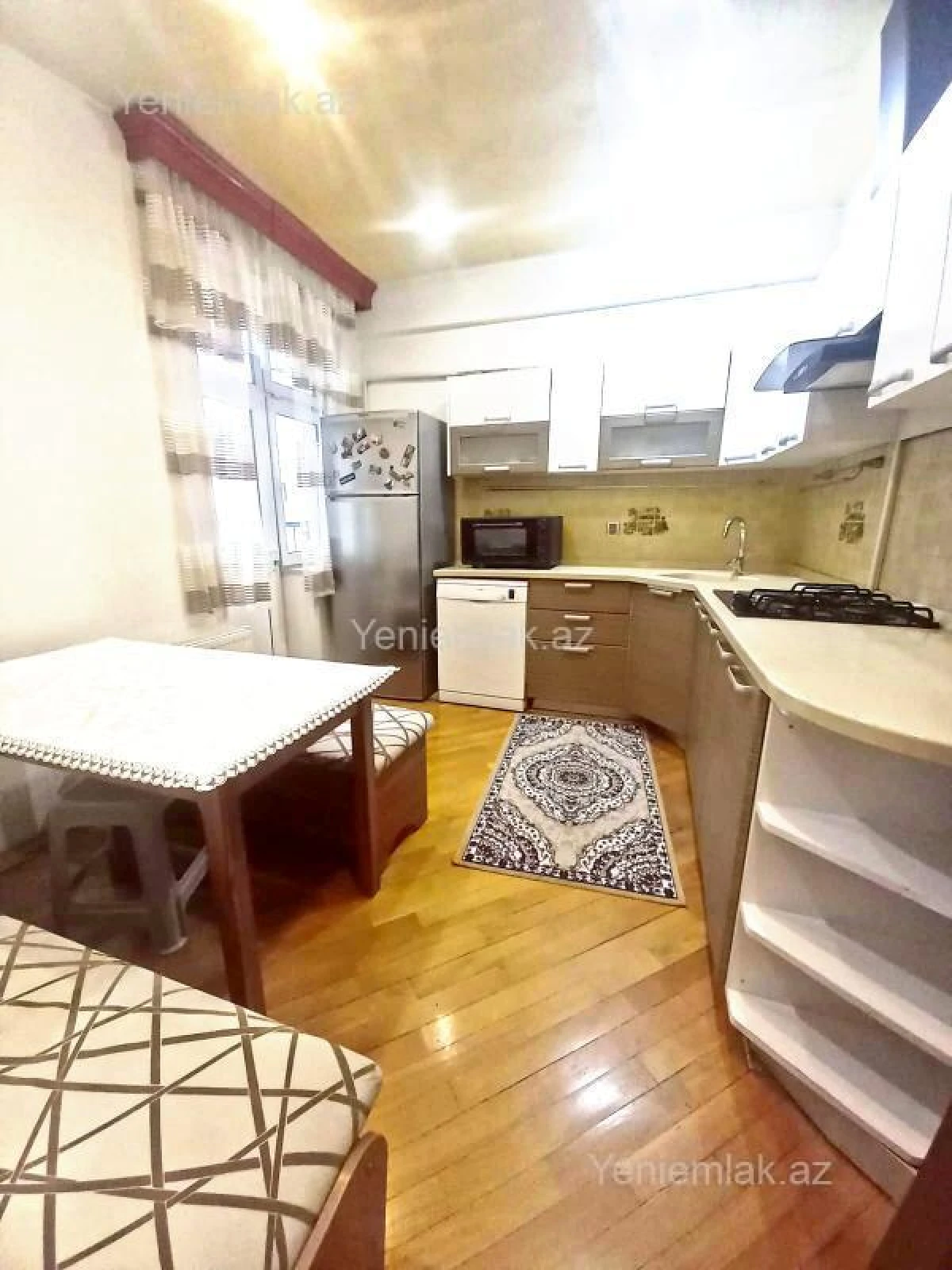 Satılır 3 otaqlı yeni tikili 115 m²