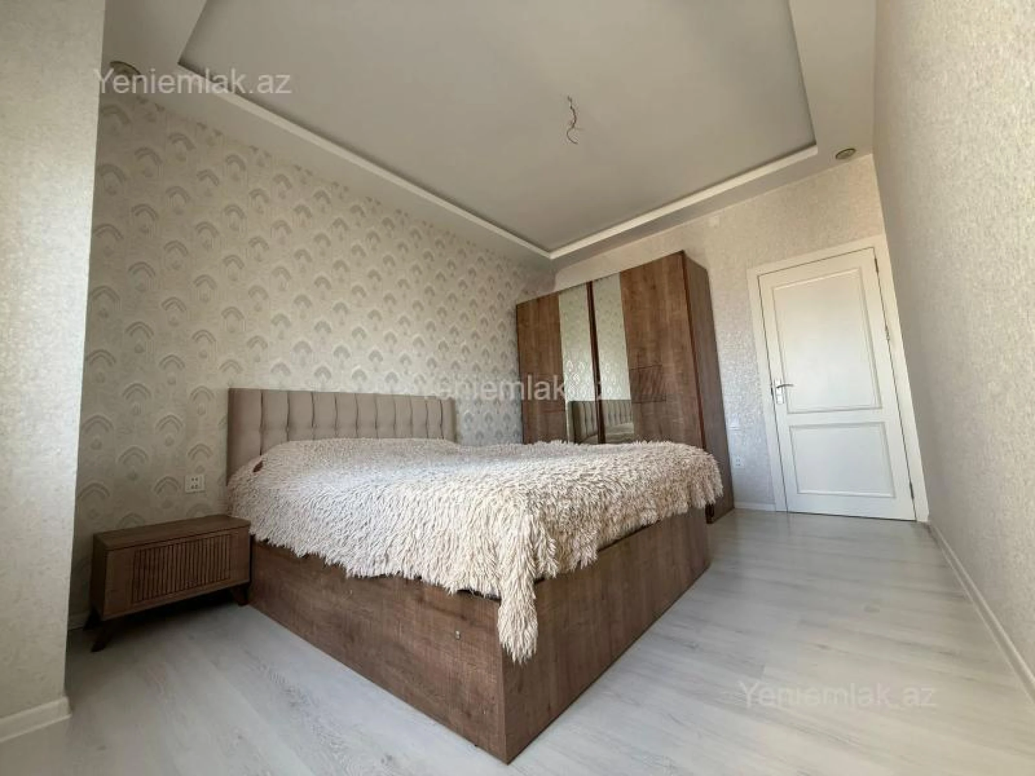 Satılır 2 otaqlı yeni tikili 65 m²