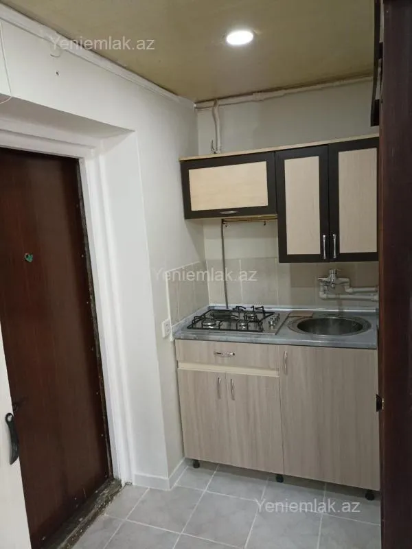 Satılır 2 otaqlı köhnə tikili 40 m²