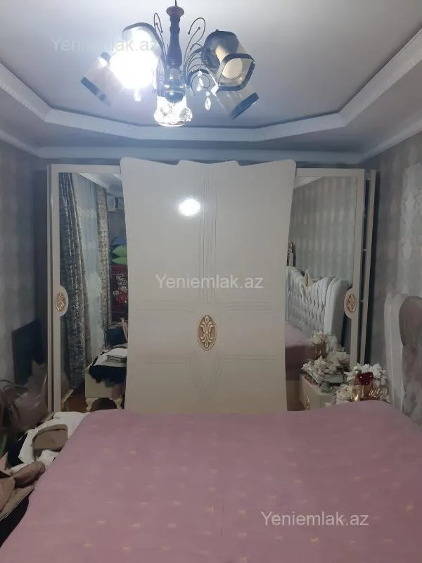 Satılır 2 otaqlı köhnə tikili 54 m²