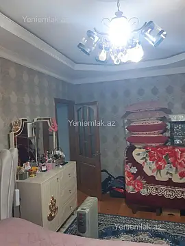 Satılır 2 otaqlı köhnə tikili 54 m²