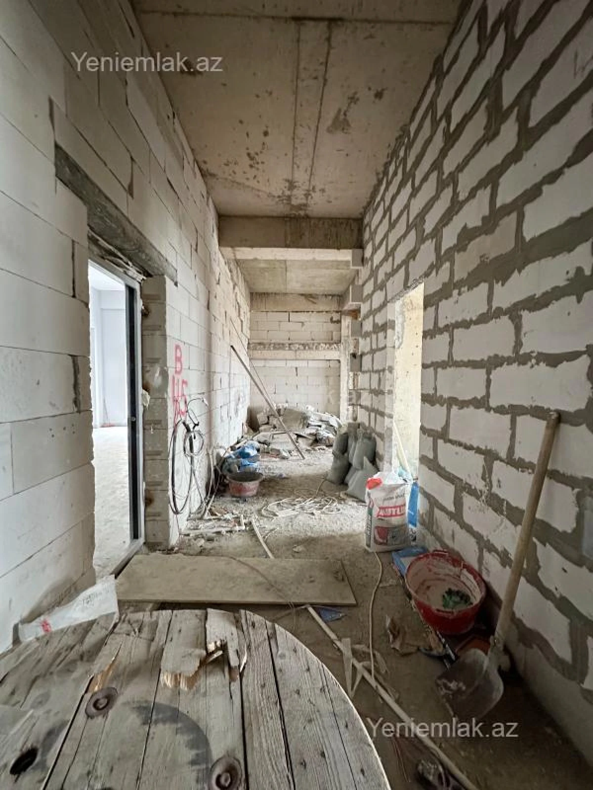 Satılır 3 otaqlı yeni tikili 105 m²