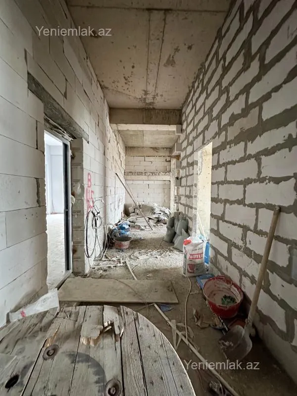 Satılır 3 otaqlı yeni tikili 105 m²