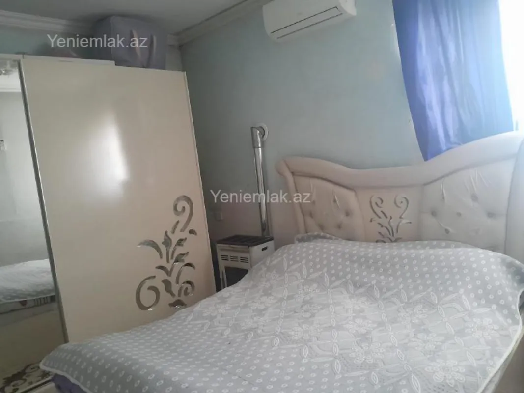 Satılır 4 otaqlı həyət evi 90 m²