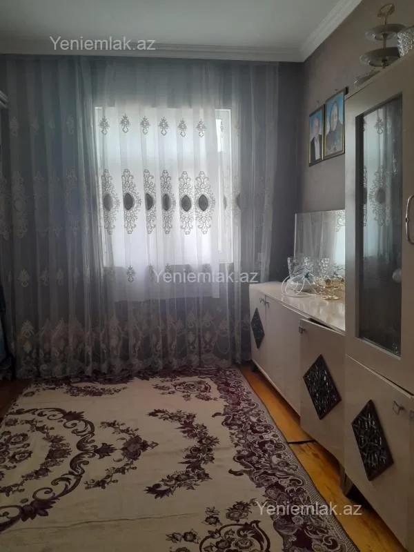 Satılır 4 otaqlı həyət evi 90 m²