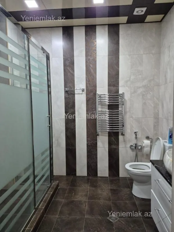 Satılır 3 otaqlı yeni tikili 134 m²