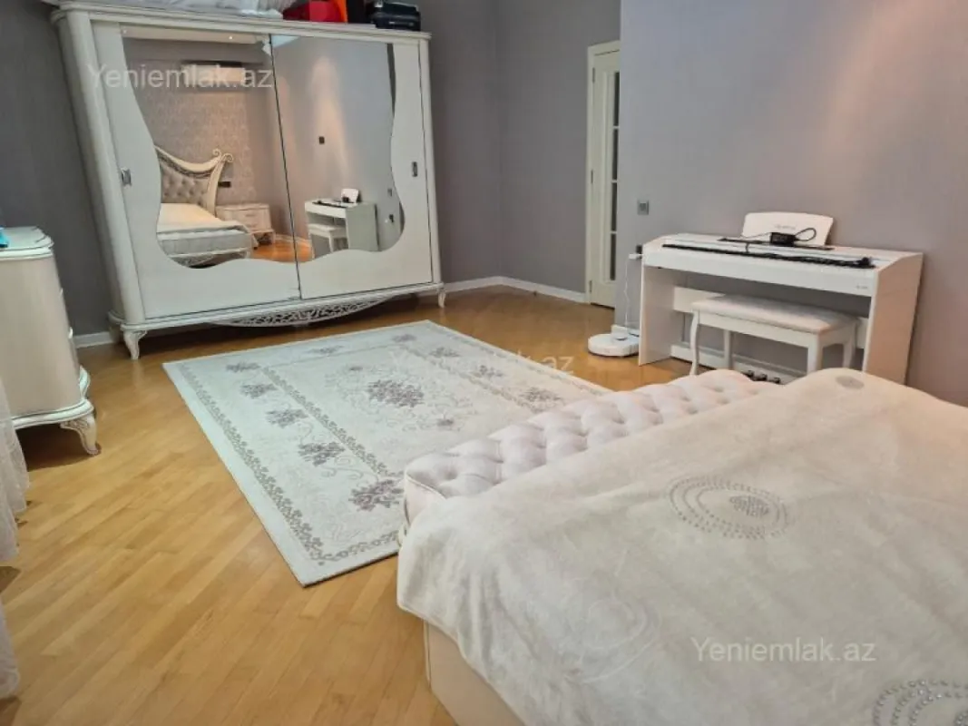 Satılır 3 otaqlı yeni tikili 134 m²