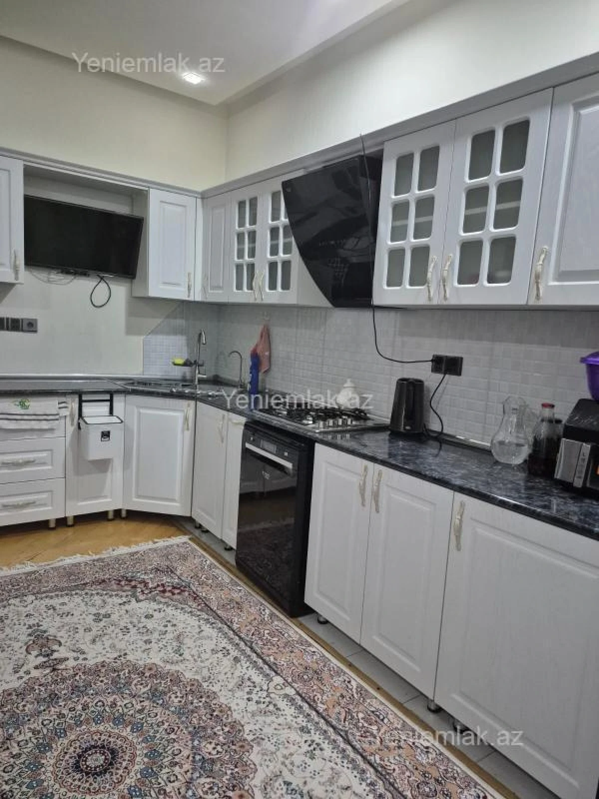 Satılır 3 otaqlı yeni tikili 134 m²