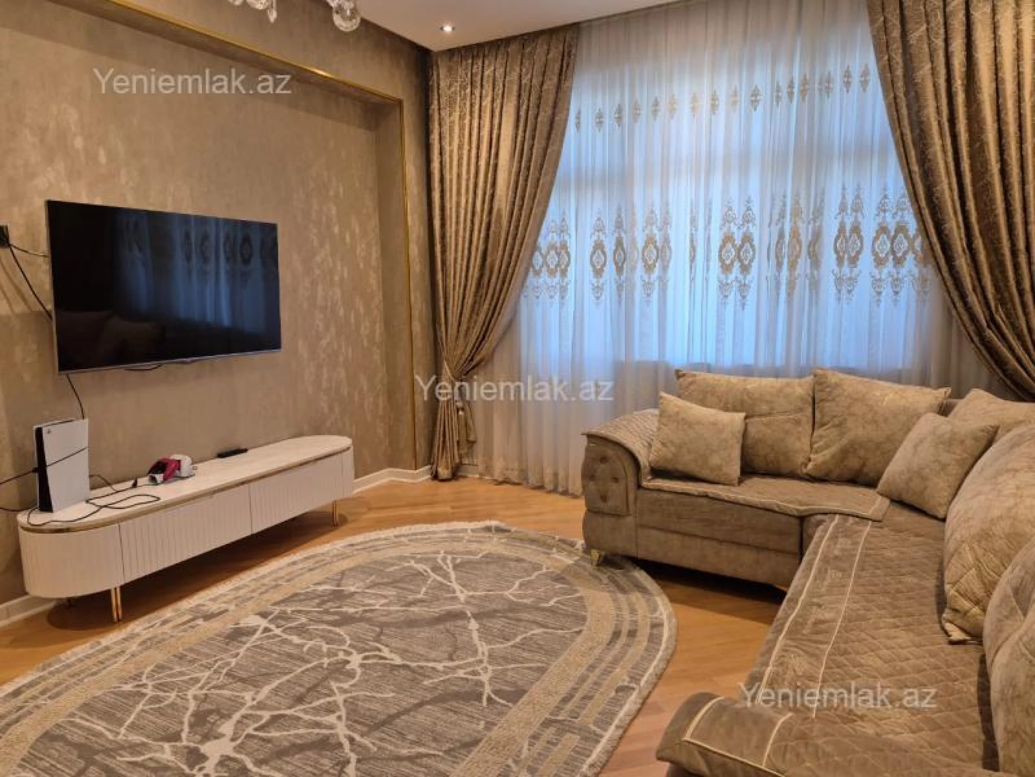 Satılır 3 otaqlı yeni tikili 134 m²