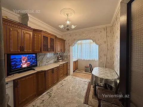 Satılır 2 otaqlı köhnə tikili 60 m²