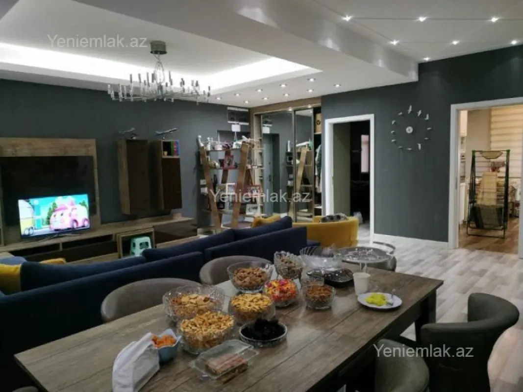 Satılır 5 otaqlı yeni tikili 143 m²