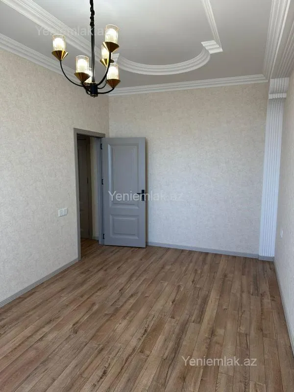 Satılır 3 otaqlı yeni tikili 85 m²