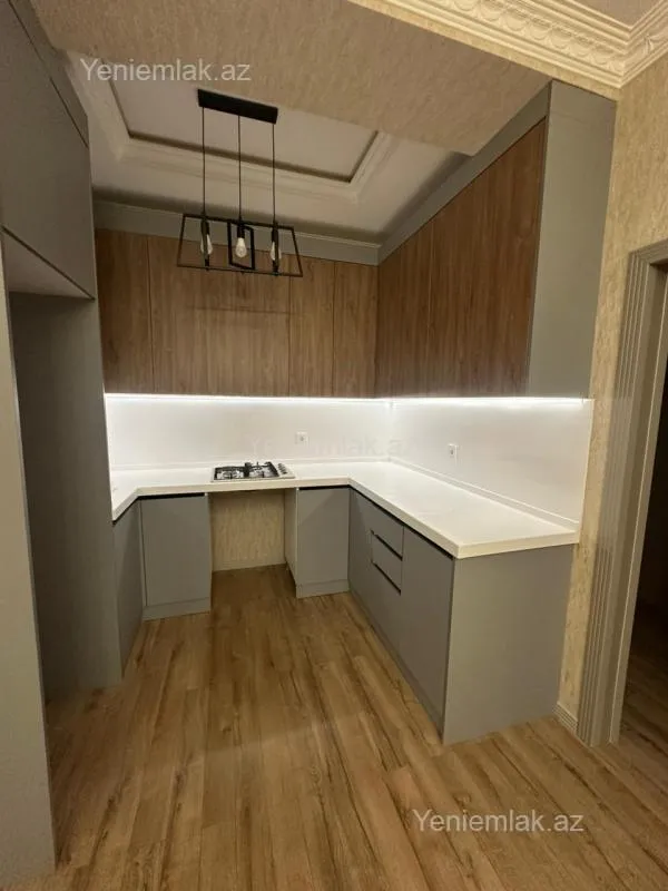 Satılır 3 otaqlı yeni tikili 85 m²
