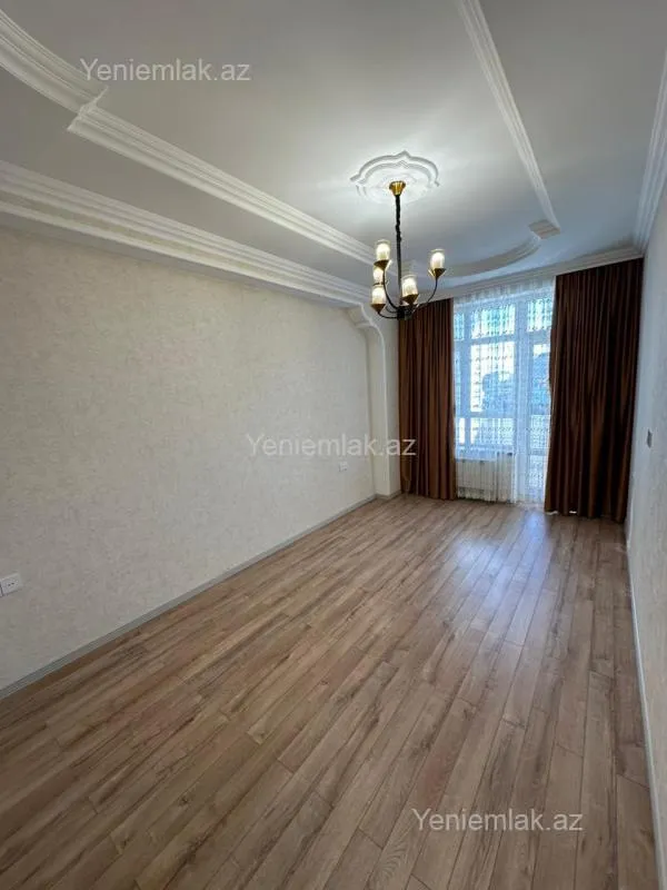Satılır 3 otaqlı yeni tikili 85 m²