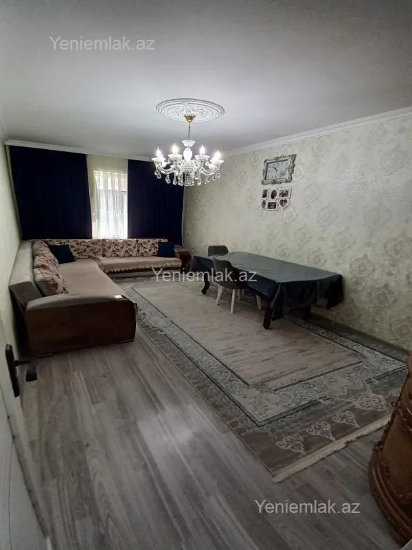 Satılır 2 otaqlı köhnə tikili 60 m²