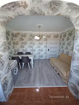 Satılır 2 otaqlı köhnə tikili 60 m²