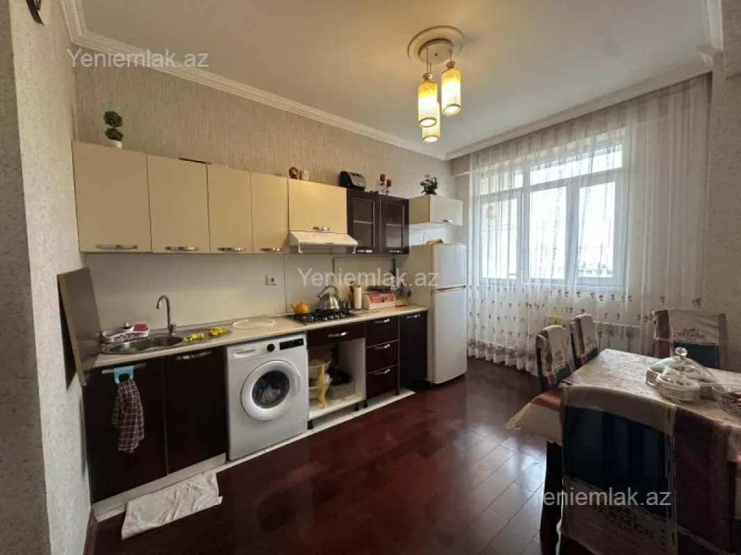 Satılır 3 otaqlı yeni tikili 118 m²