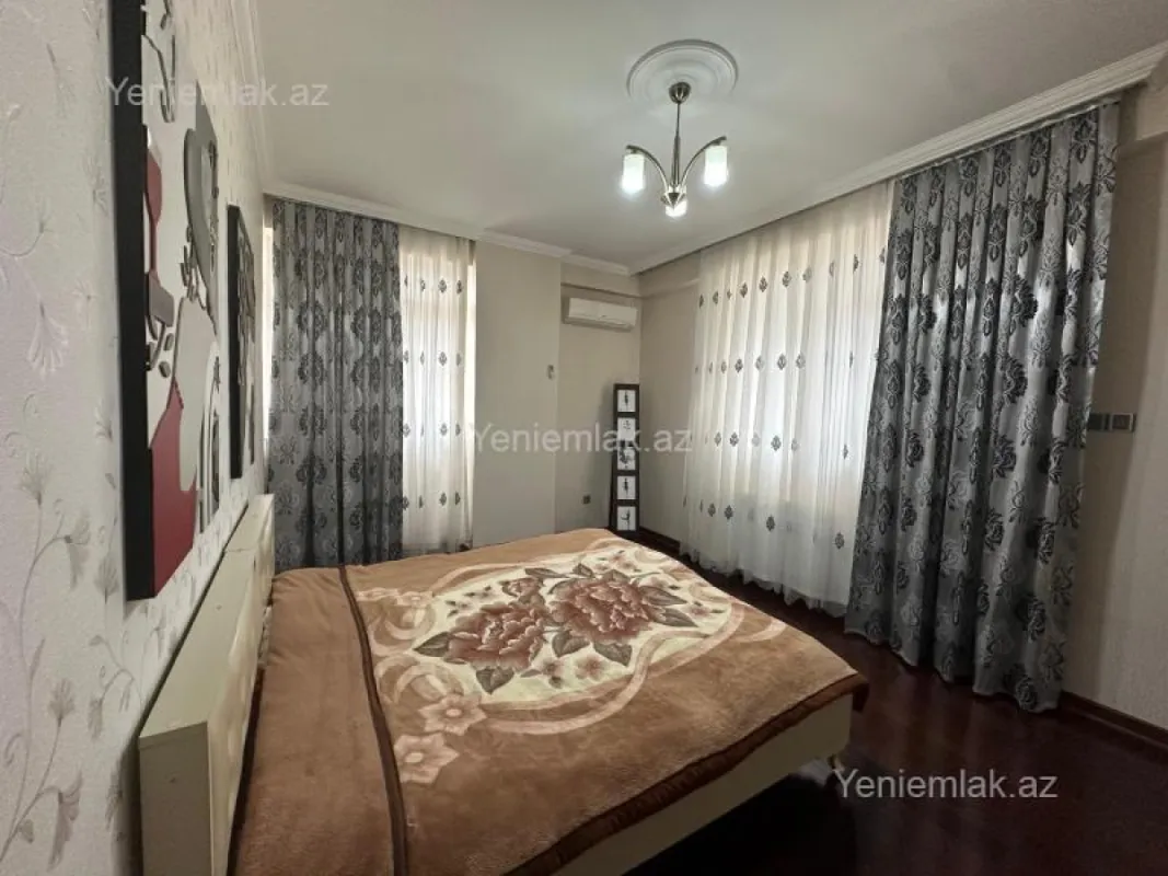 Satılır 3 otaqlı yeni tikili 118 m²