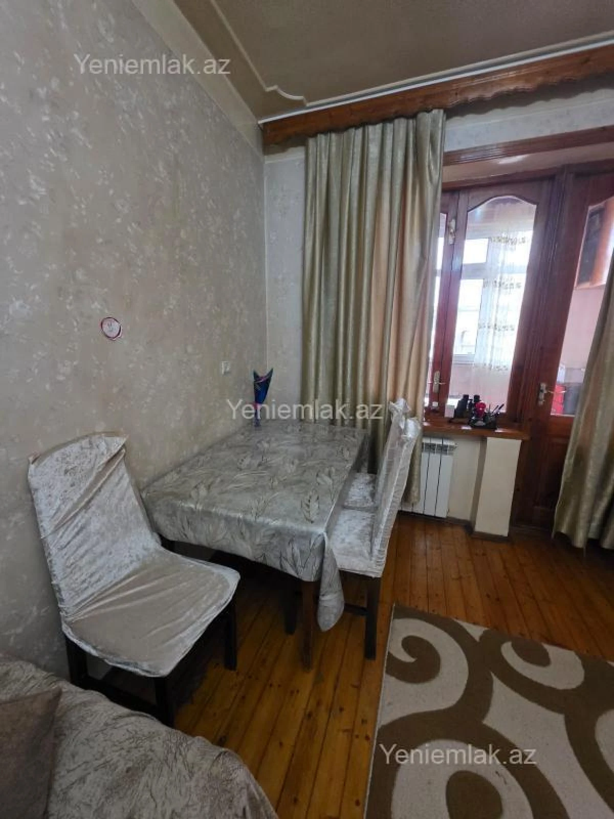 Satılır 2 otaqlı köhnə tikili 50 m²