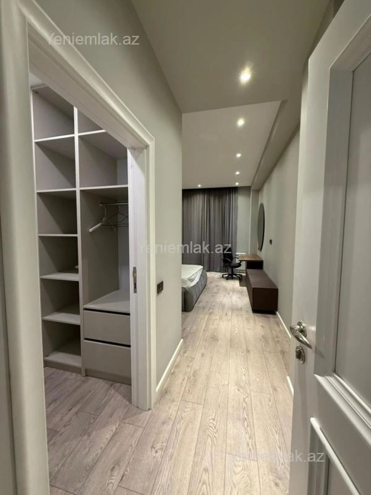 Satılır 3 otaqlı yeni tikili 104 m²