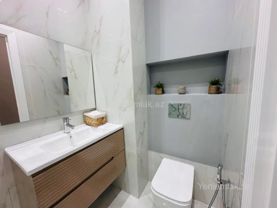 Satılır 3 otaqlı yeni tikili 85 m²