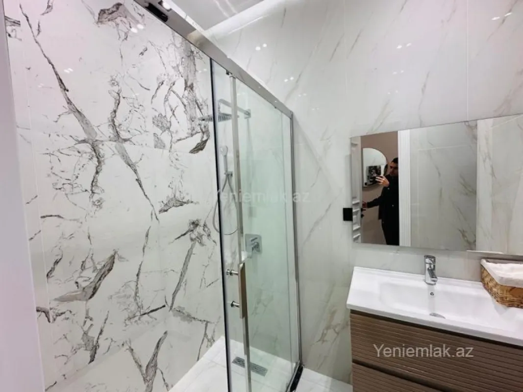 Satılır 3 otaqlı yeni tikili 85 m²