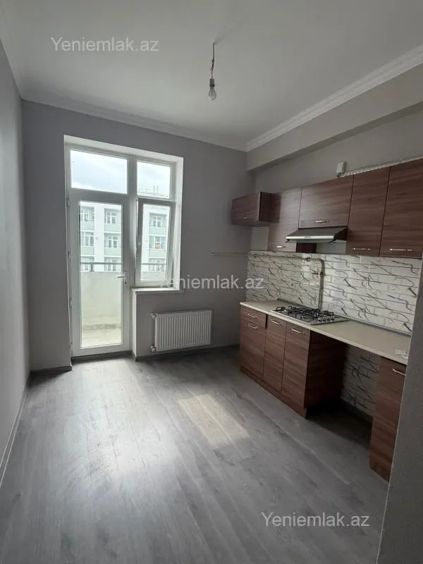 Satılır 4 otaqlı yeni tikili 100 m²