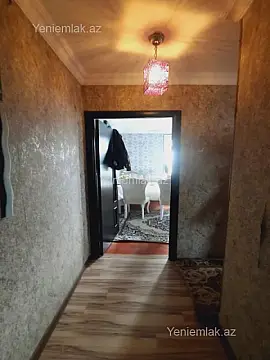 Satılır 1 otaqlı köhnə tikili 33 m²