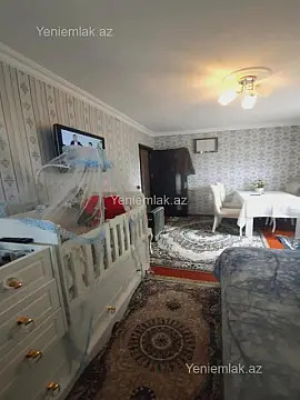 Satılır 1 otaqlı köhnə tikili 33 m²